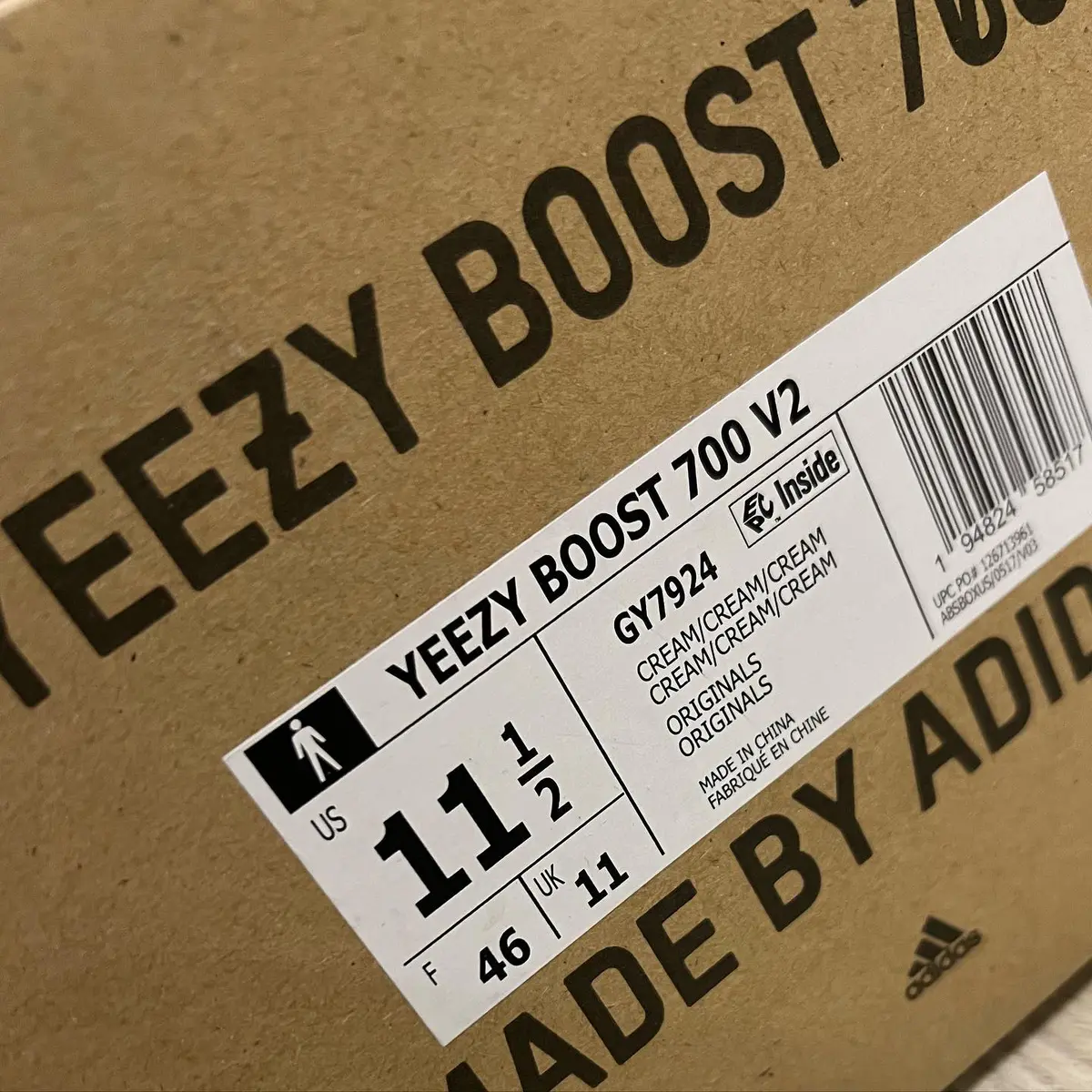 Yeezy 700 V2 Cream — US 11.5